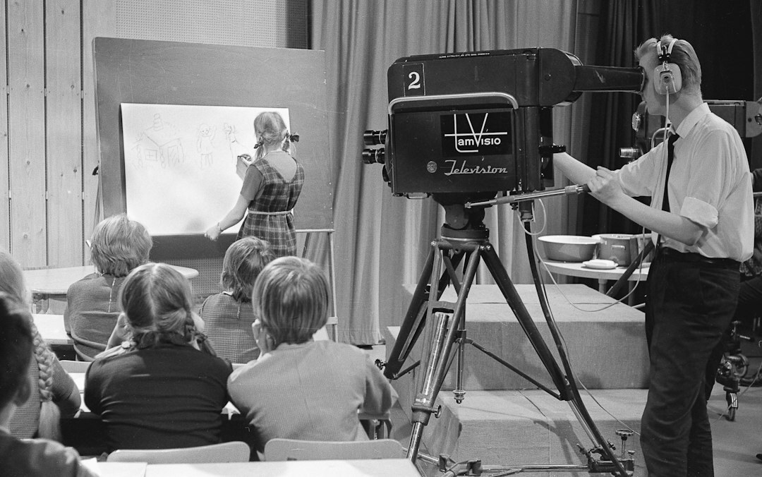 french tv presenter